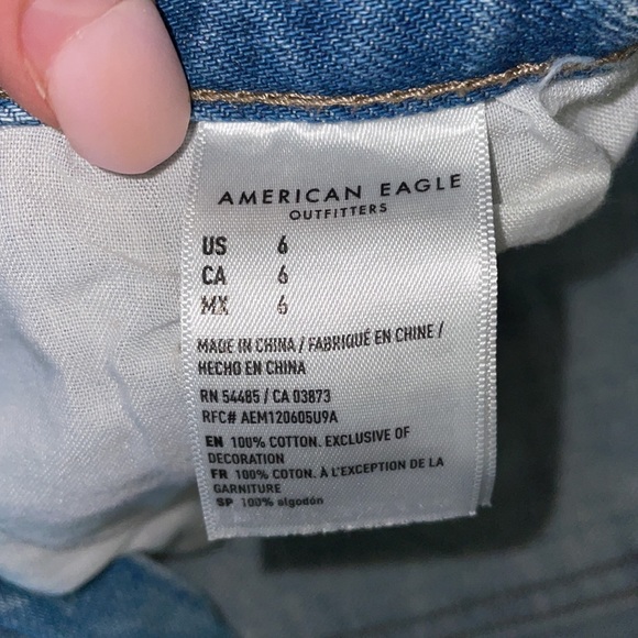 AE Mom Shorts Size 6 - Picture 4 of 9